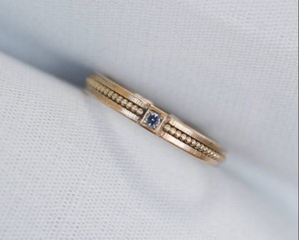 טבעת נישואין זהב טקסטורה עם אבן חן Aquamarine gemstone ring 14k gold