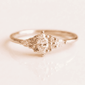 טבעת אירוסין אר דקו יהלום מרקיזה