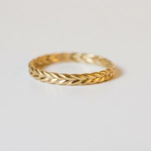 Braided wedding band 2.5 mm width