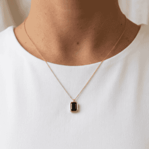 שרשרת אבן טורמלין ירוקה בחיתוך מלבן