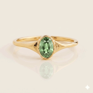 טבעת אבן ספיר ירוקה אובלית בשיבוץ כוס זהב 14K